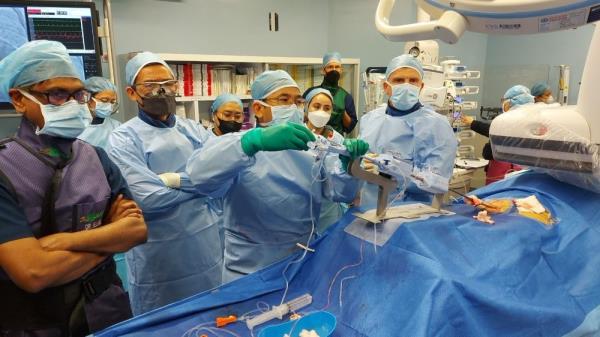 CVSKL performs its first successful MitraClip procedure to treat mitral valve regurgitation